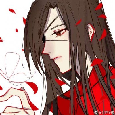 女网红上厕所被偷拍